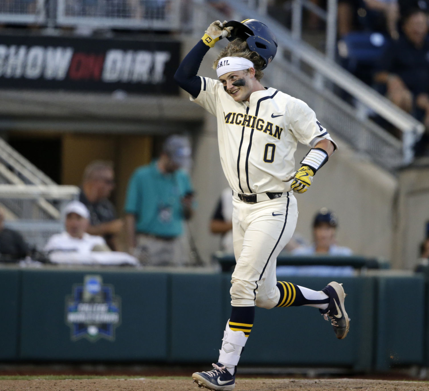 CWS Finals Baseball